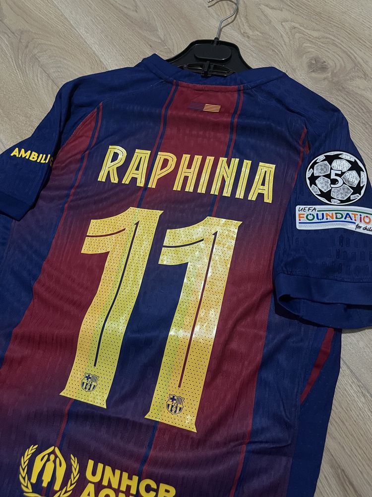 Tricou de fotbal Nike Fc Barcelona Raphinia 11 marime M sezon 25/26