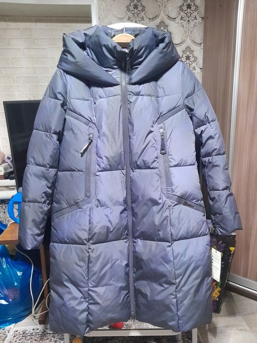 Пальто-пуховик, зима размер 48.Фирма
