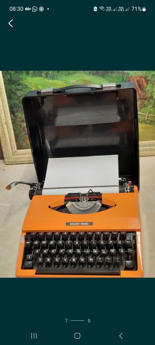 Mașină de scris Silver Reed impecabilă