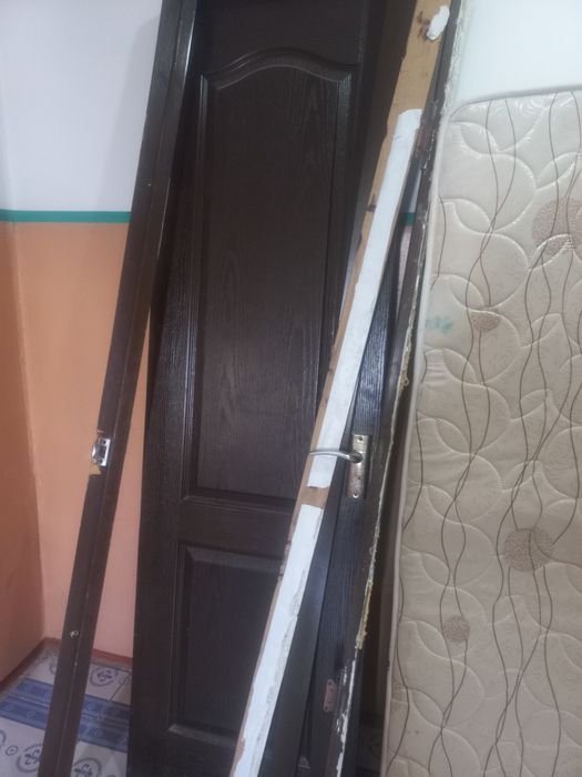 Продаётся дверь канатка