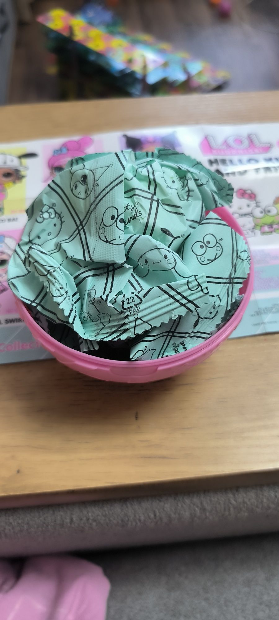 Продам куклу LOL surprise Hello kitty and friends