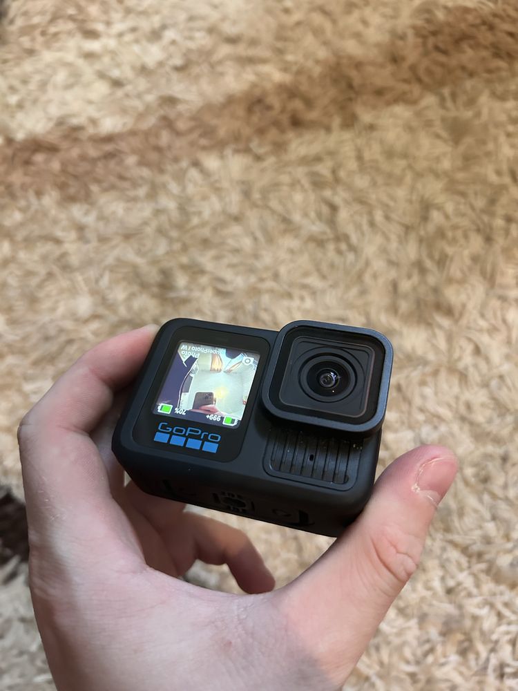 Vand Gopro 13, Ca nou. A fost desigilat doar pentru proba