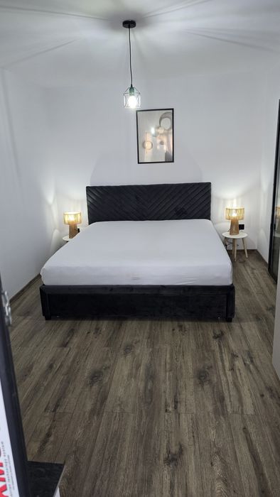 Apartament 3 camere centru-vis vis de River Plazza Mall