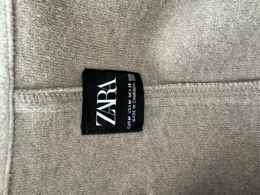 Дълго бежово палто Zara