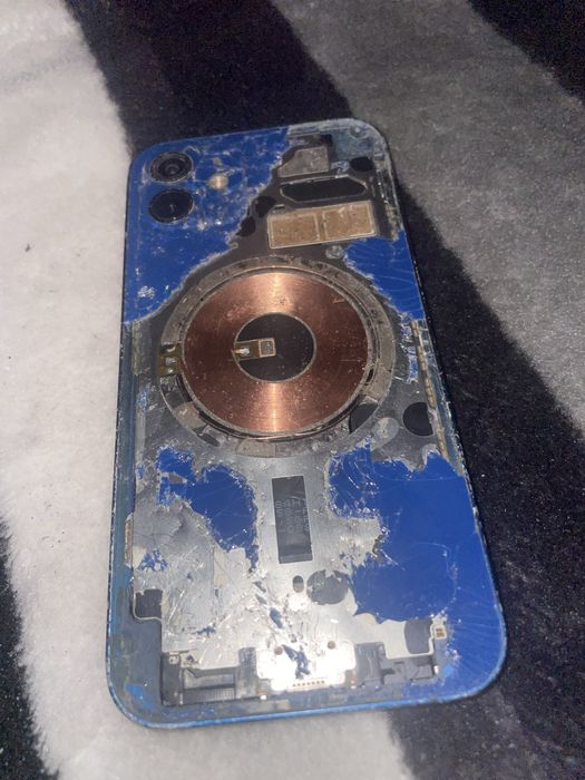 Iphone aproape nou cutie incarcator original fara cap