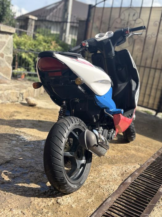 Scuter Yamaha Aerox 80cc