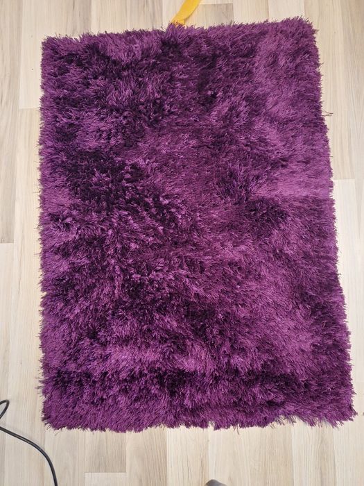 Vând set 3 covoare shaggy mov.