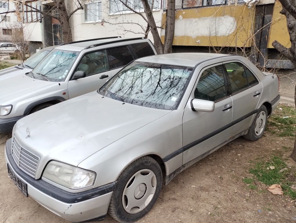 !!!На части!!!Mercedes C220 W202 2.2d