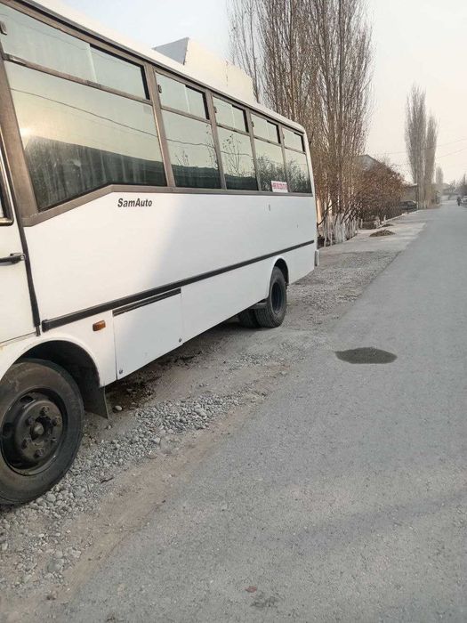 Avtobus Isuzu 2008 Metan