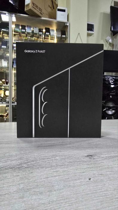 НОВ! Samsung Galaxy Z Fold7 5G 256GB 12GB RAM Dual (SM-F966)