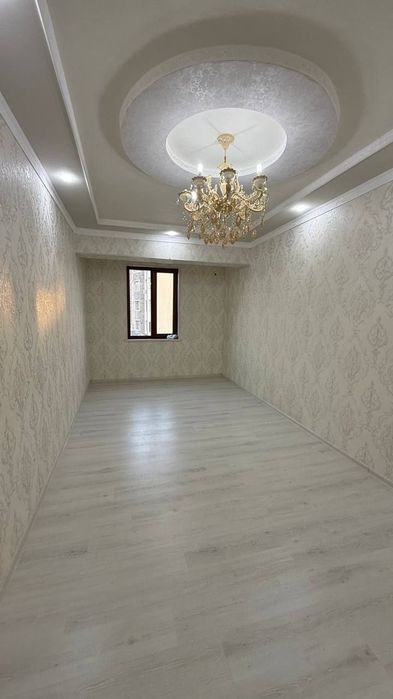 Ekskvatornida 3 xonali uy sotiladi