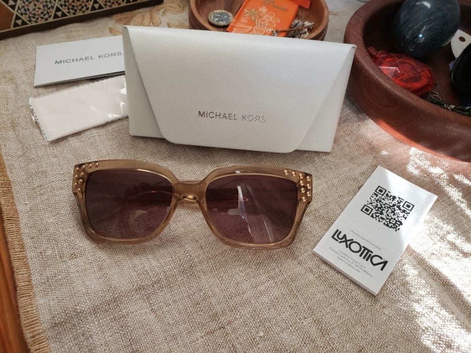 Michael Kors MK 2066 Banff оригинални слънчеви очила, Нови