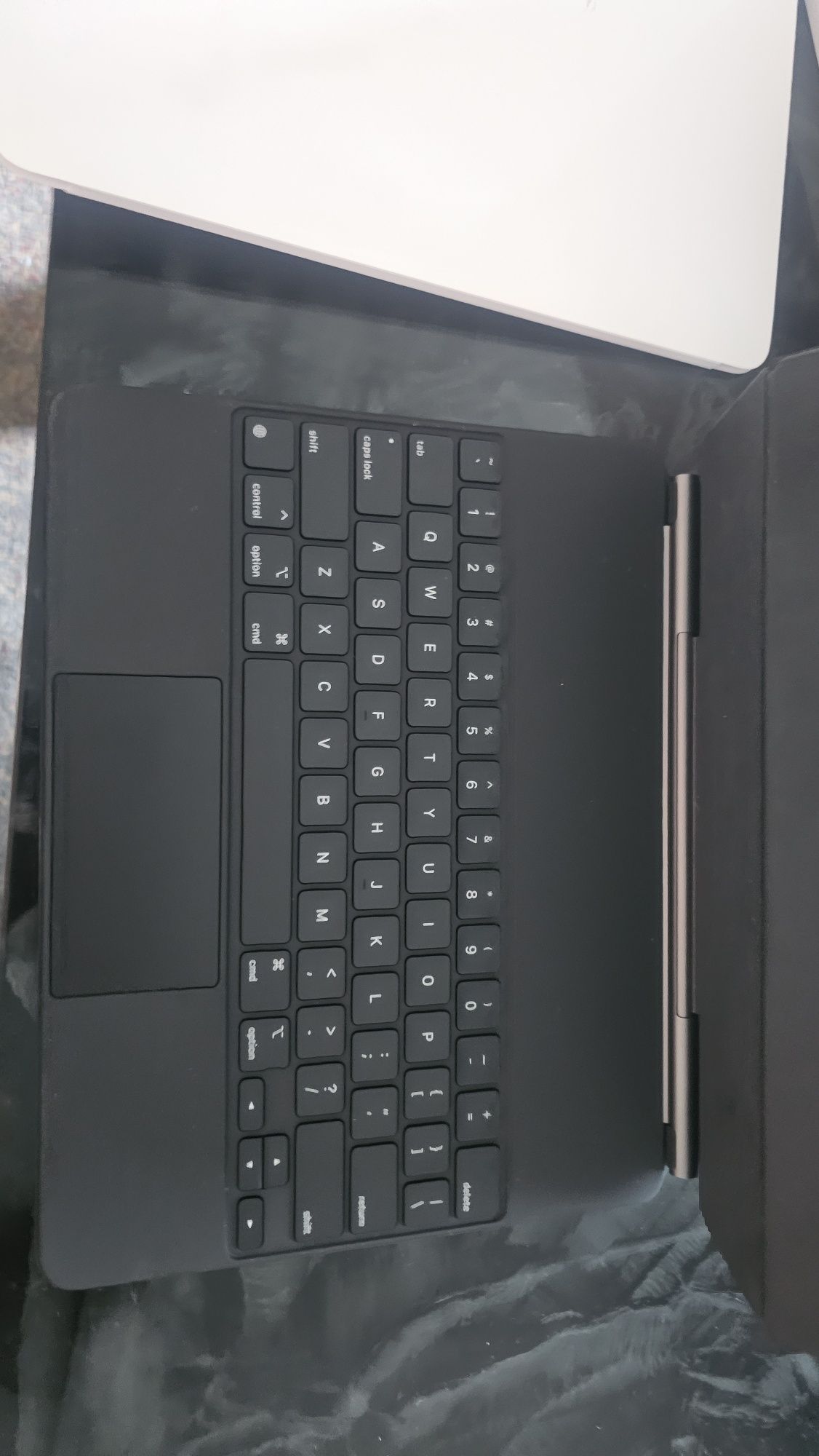 Клавиатура Apple iPad Magic Keyboard (12.9” / 13”)