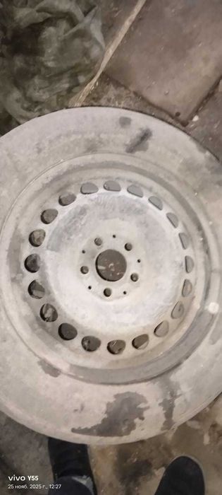 Железные диски на 16