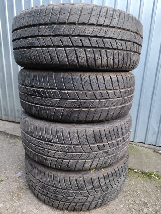 Anvelope 215 45 r18 iarna xl barum polaris 5