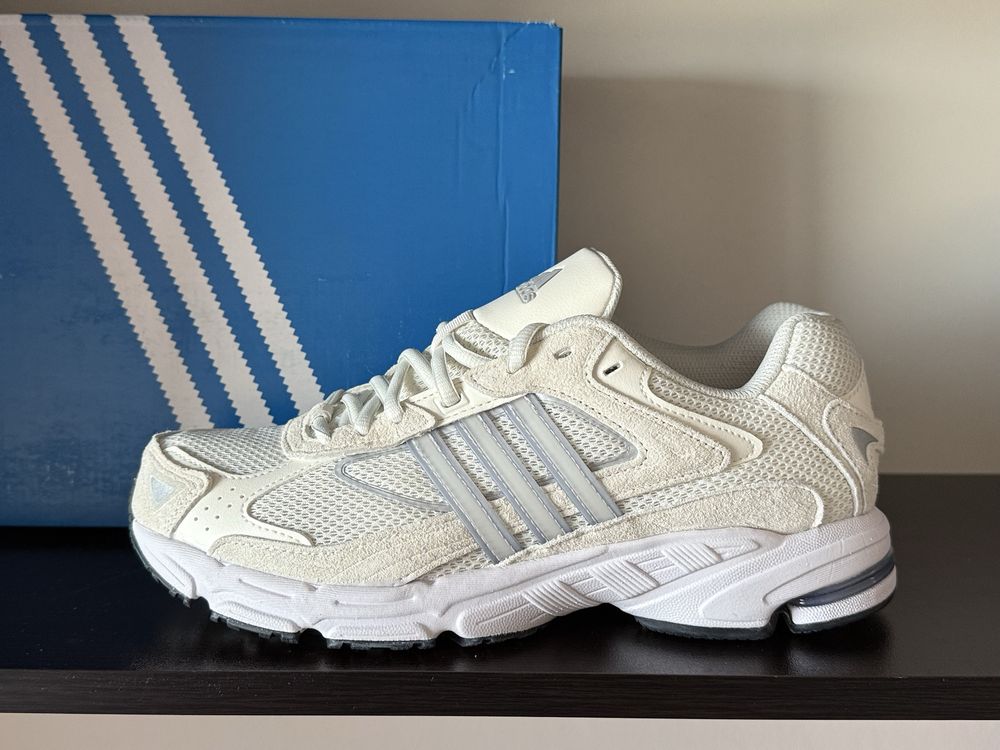 ADIDAS RESPONSE CL Налични 43н 27.5см/45н 29.5см Стелка Нови