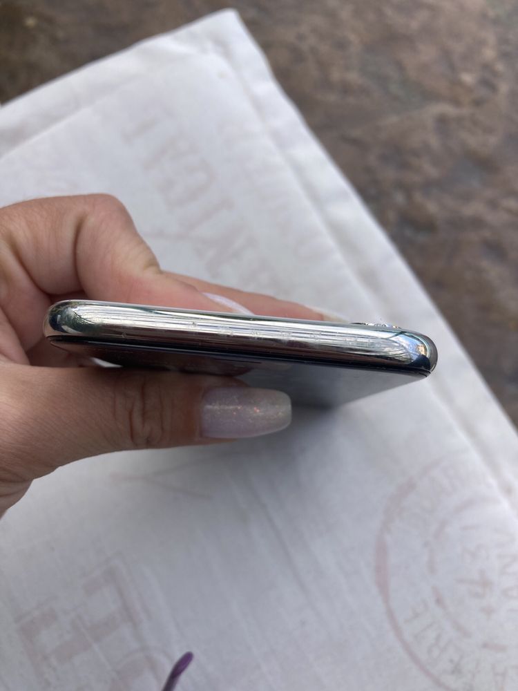 Iphone X 64Gb , ползван