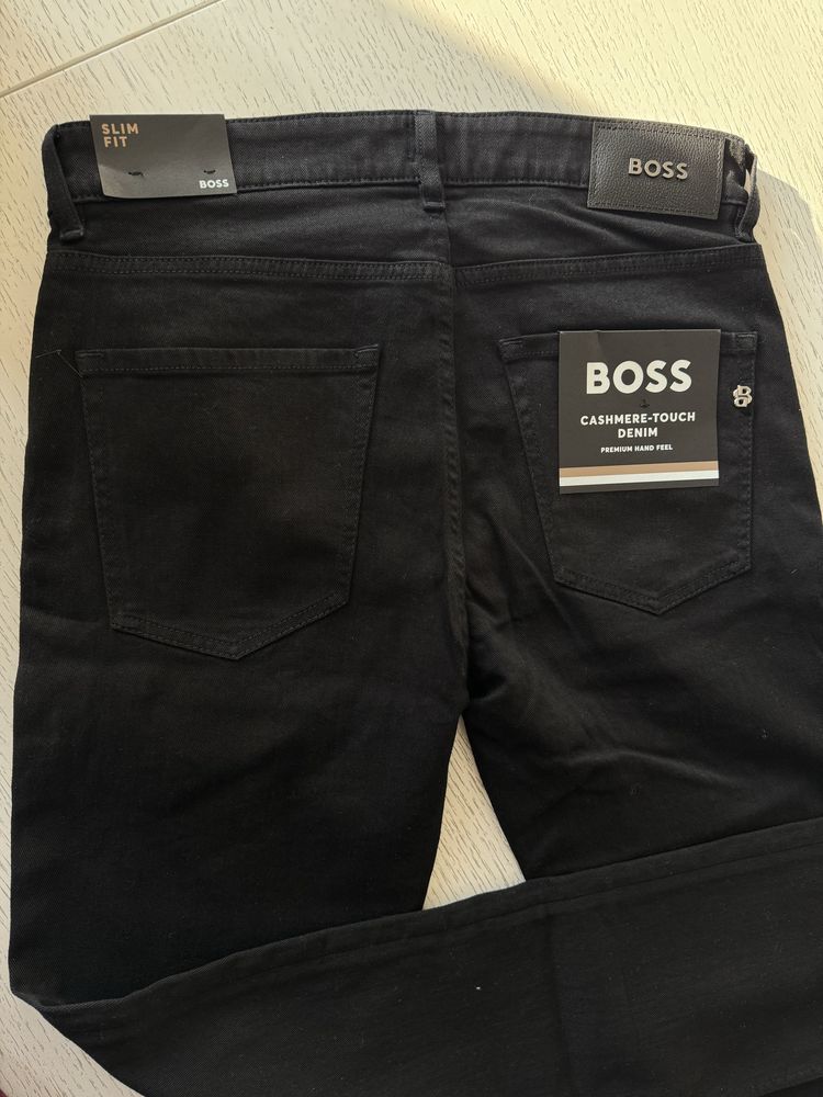 Мъжки дънки Boss