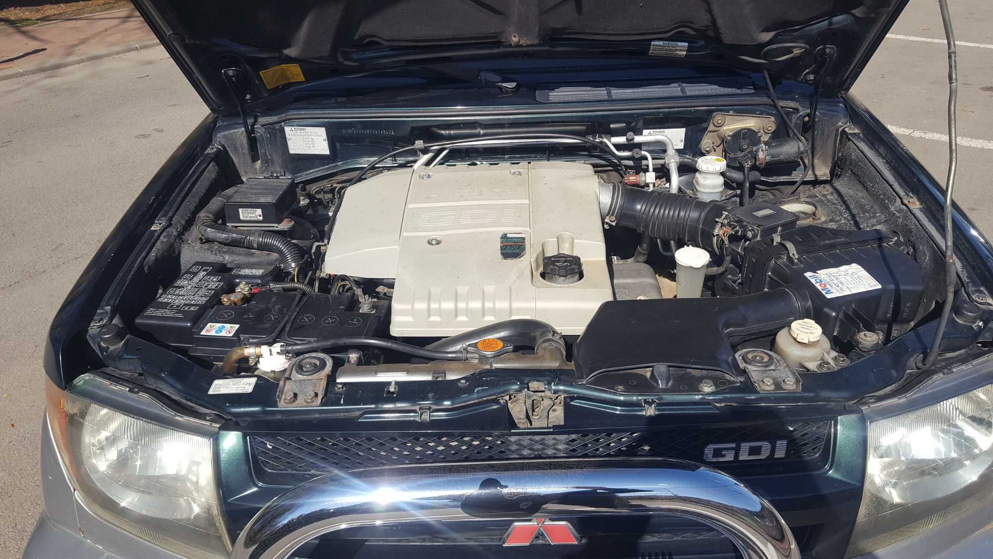 Mitsubishi Pajero Pinin 1.8 benzină GDI, 4x4, an 2000, 192.000 km