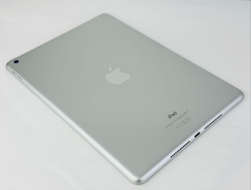 Apple iPad 9 64GB WiFi Silver Перфектен! Гаранция!
