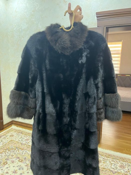 Норкавая шуба чёрный бриллиант