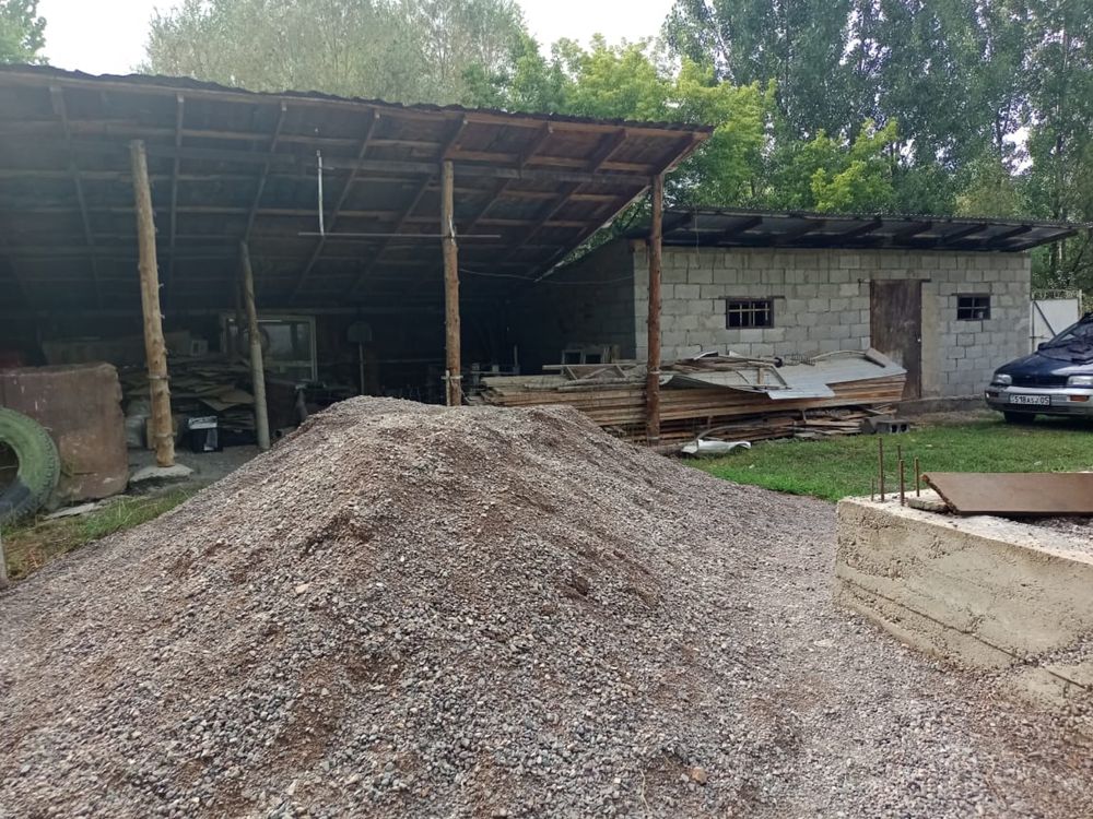 Ұзынағаш Үй 4 бөлмелі жанында фундамент 10*10