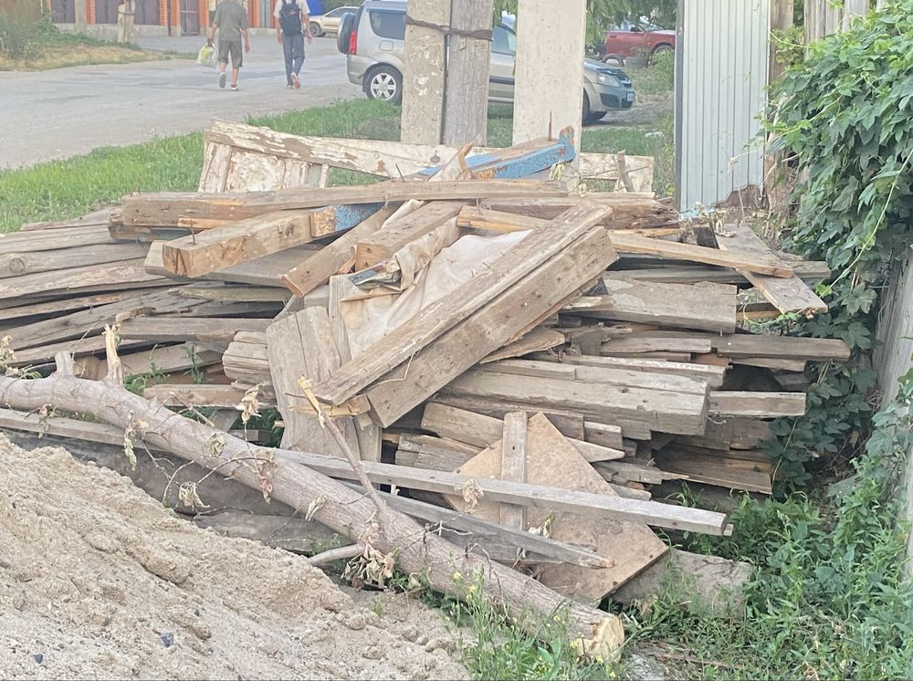 Отдам в дар дрова разные.