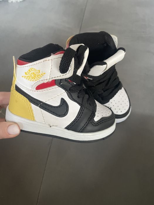 Adidasi nike jordan nr 21