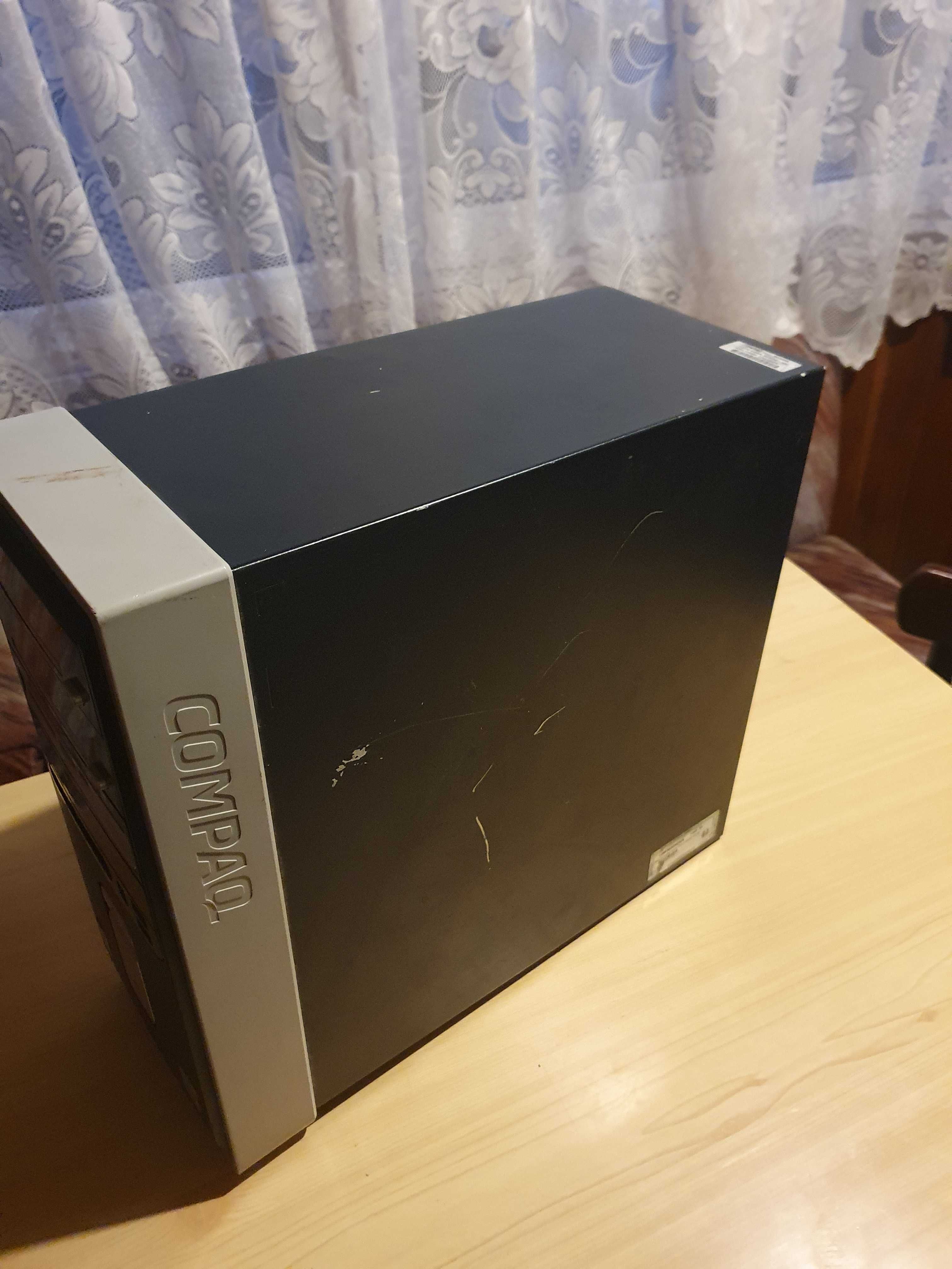 Компютър Compaq presario