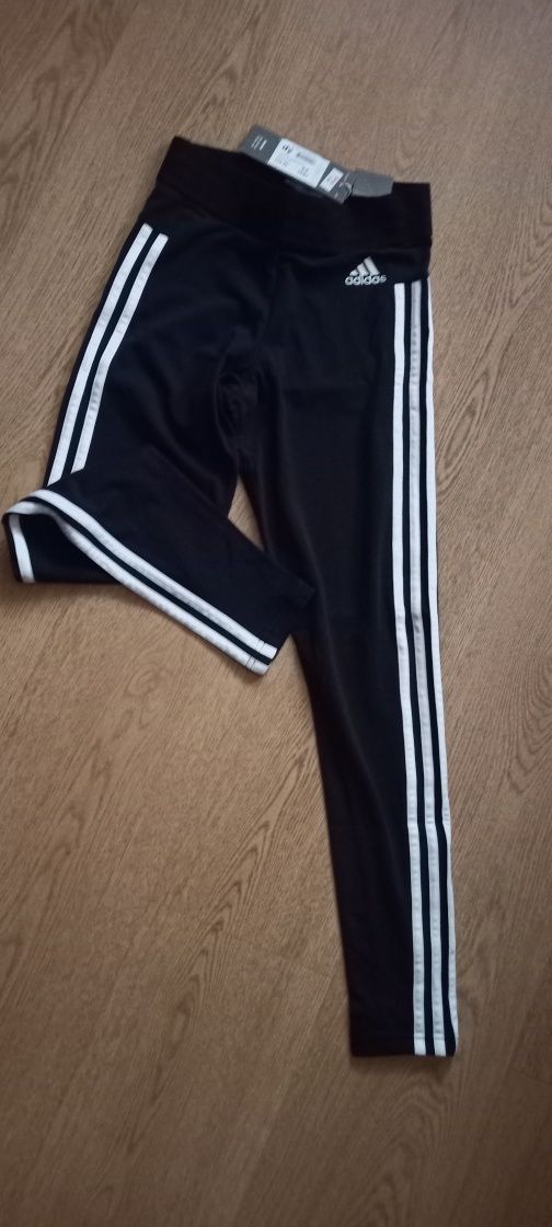 Adidas нов клин xs