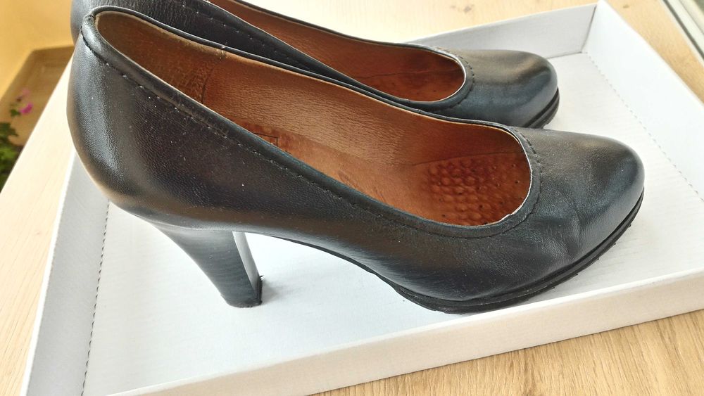 Caprice Дамски обувки с висок ток, естествена кожа, номер 36,5.