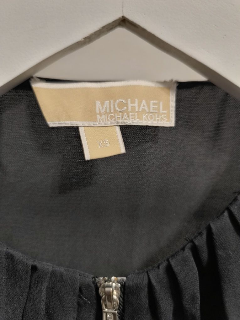 Armani & Michael Kors Обща цена-35 лв
