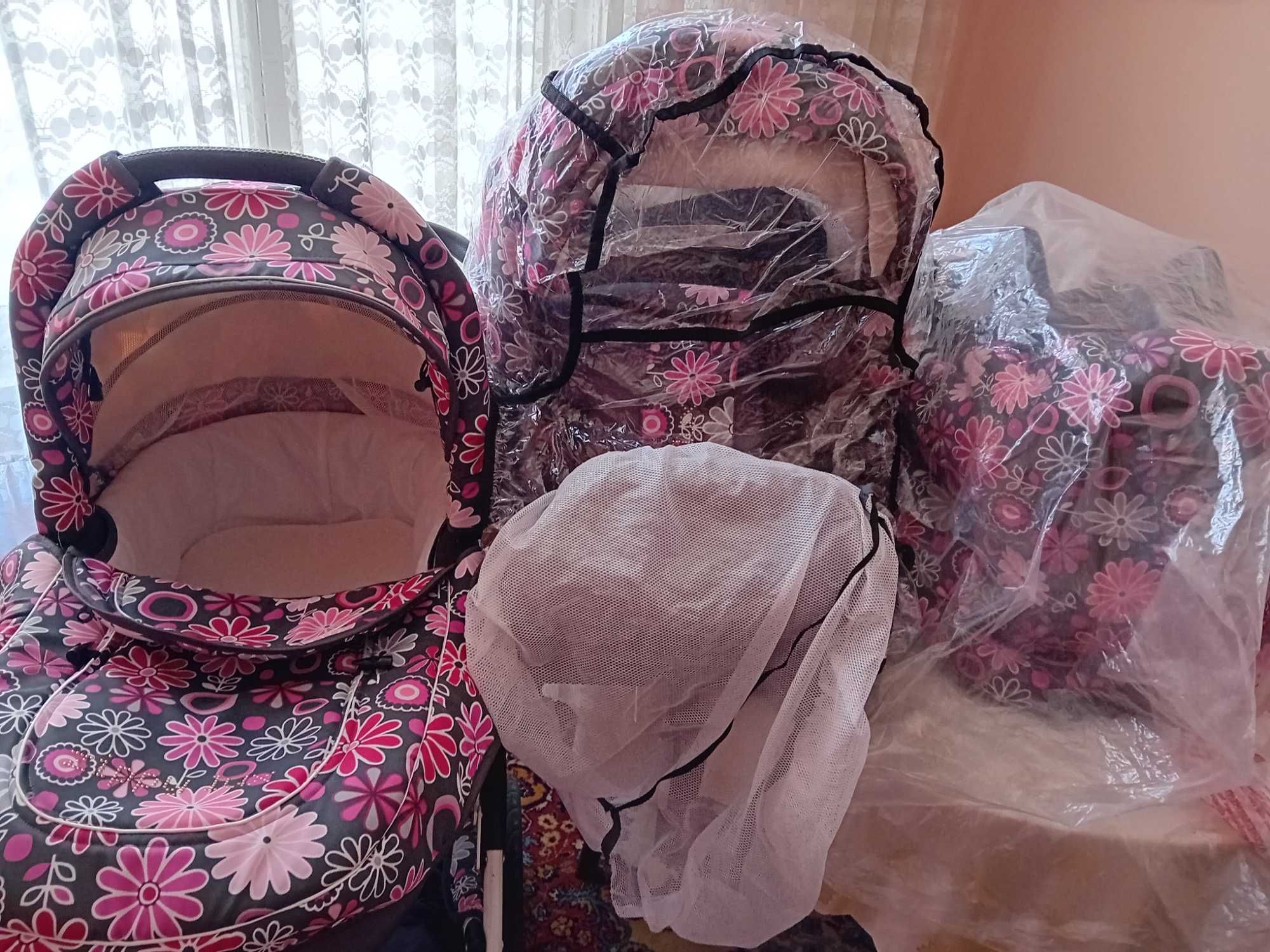 Количка 3 в 1 , стол за хранене, кенгуру, коплектчета