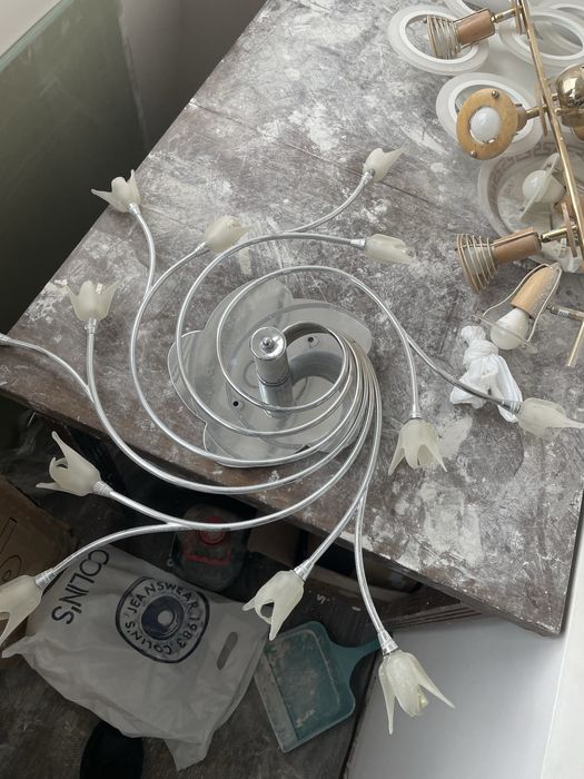 Продаю люстры бу все рабатают