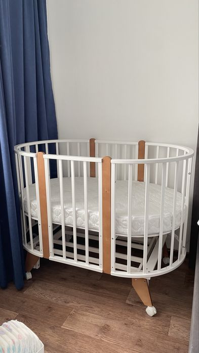 Срочно продам детскую кроватку