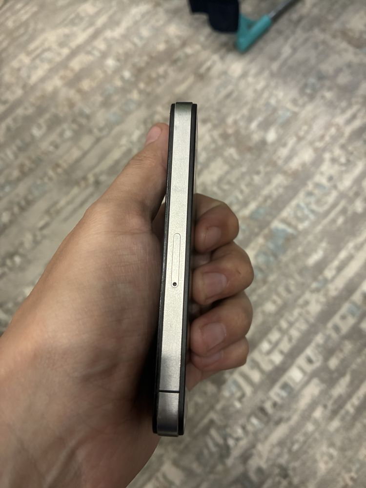 Iphone 4 роритет