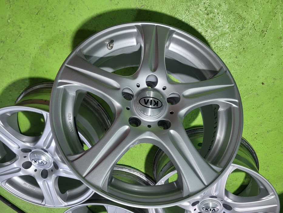 16 5x114.3 Kia Hyundai лети джанти 5х114.3