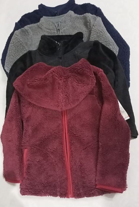 Новые фирменные кофточки для мальчиков