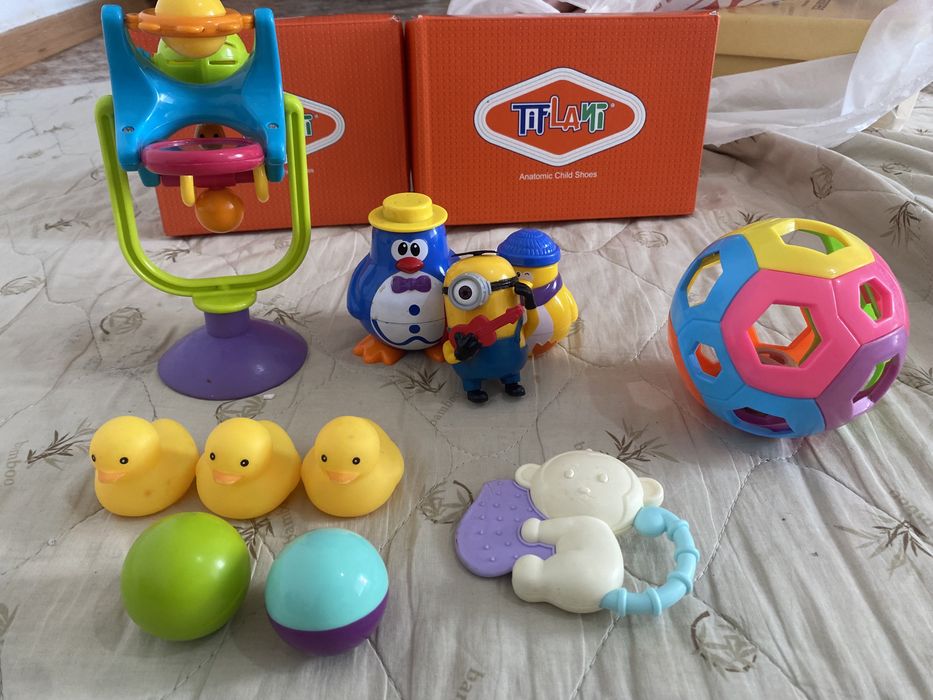 Игрушки детские для малышей