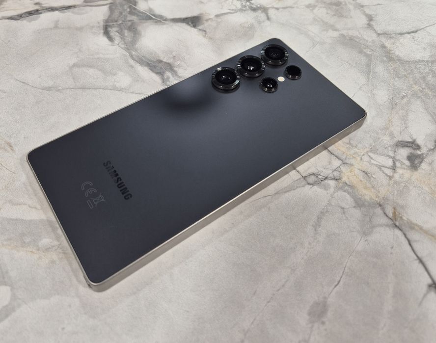 Galaxy S25 Ultra 5G 256GB. 12GB RAM. IMPECABIL !! Black Titanium