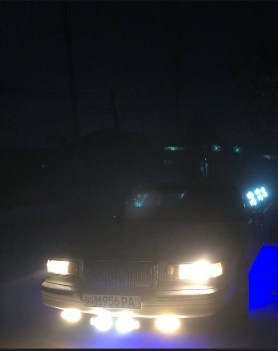 Лимузин Lincoln Town Car