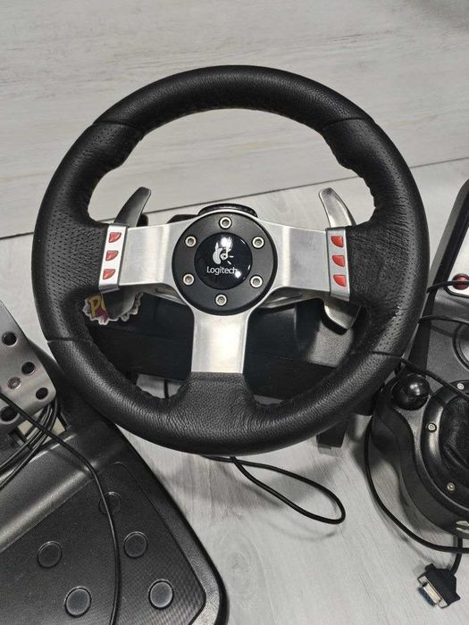 Игровой руль logitech g27