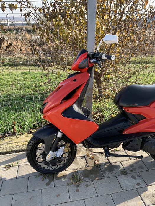 Yamaha aerox inmatriculat