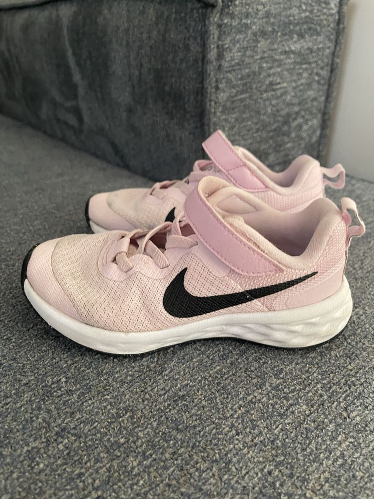 Nike детски маратонки 27,5 размер