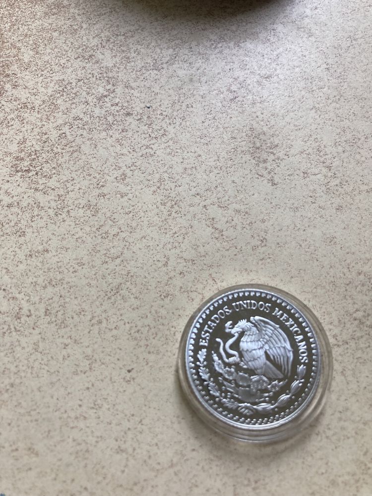 Сребърна Мексиканска монета 1/4 2004