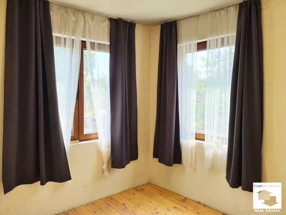 Продава се Къща в с. Патреш, Област Велико Търново - 100 кв.м за 350 €/кв.м - Снимка #3