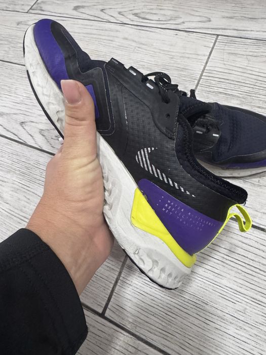 Маратонки Nike 36,5
