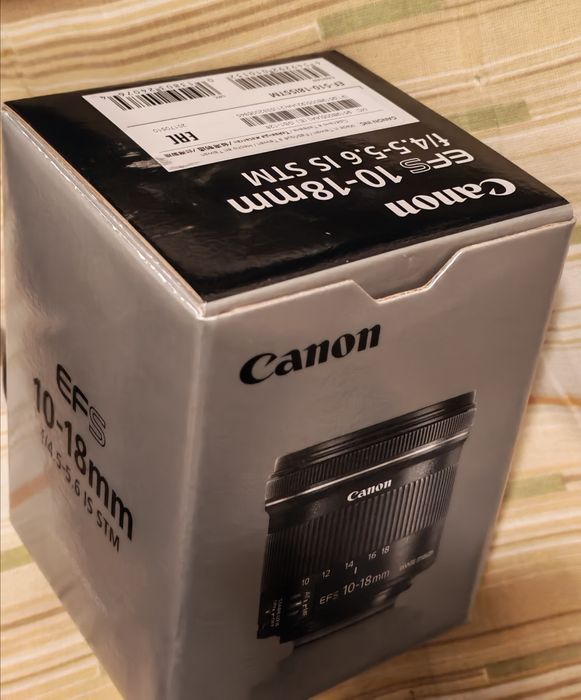 Pret la pachet - Doua obiective Canon 10-18 mm si 18-55 mm