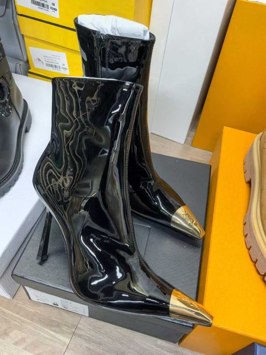 YSL В наличност 40