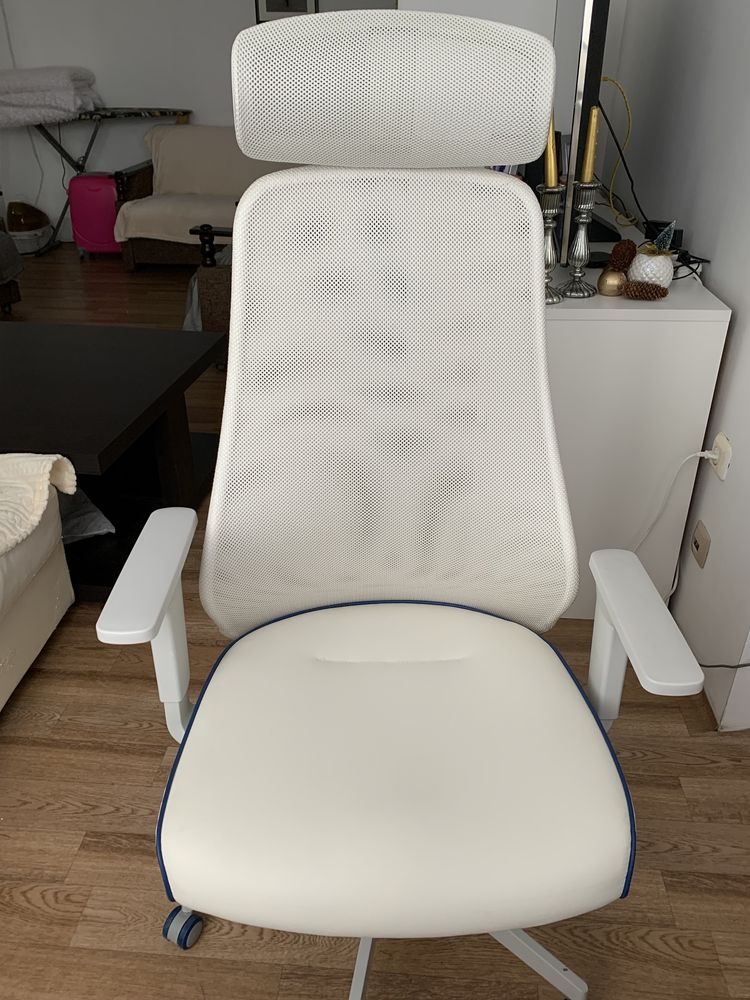 Кресло компьютерное IKEA